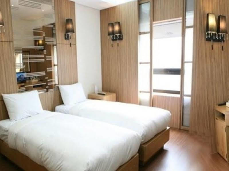 Charis Hotel Инчон Экстерьер фото